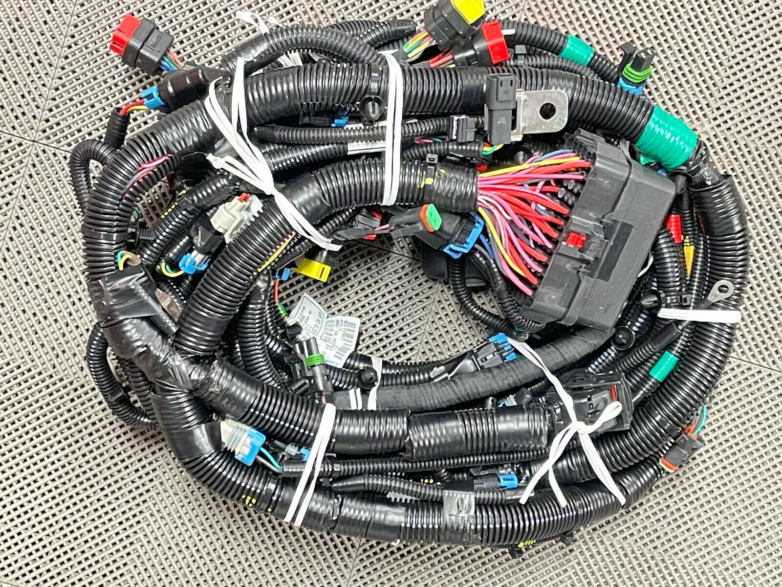 John Deere AUC14901 Chassis Wiring Harness Tier 4