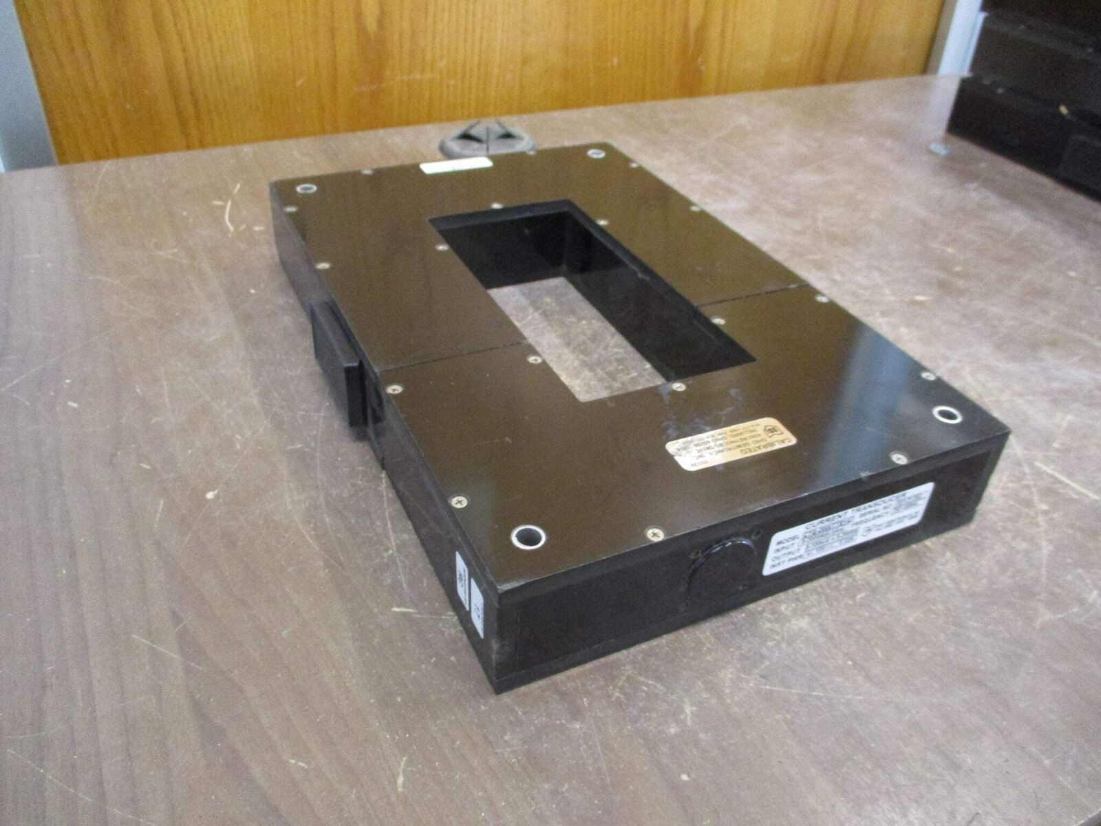 Ohio Semitronics Current Transducer CTG-2000TTSY47 Used Ohio Semitronics Current Transducer CTG-2000TTSY47 Used
