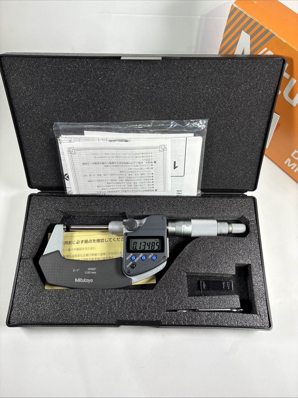 Mitutoyo High Accuracy Micrometer, Digital, 0-1