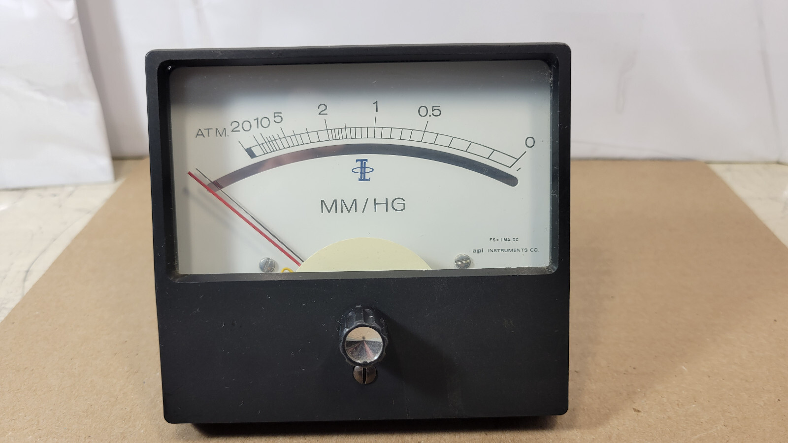 API INSTRUMENTS 05-0003-7500 Model 0503P. SHIELDED METER # 483369. FS=I ...