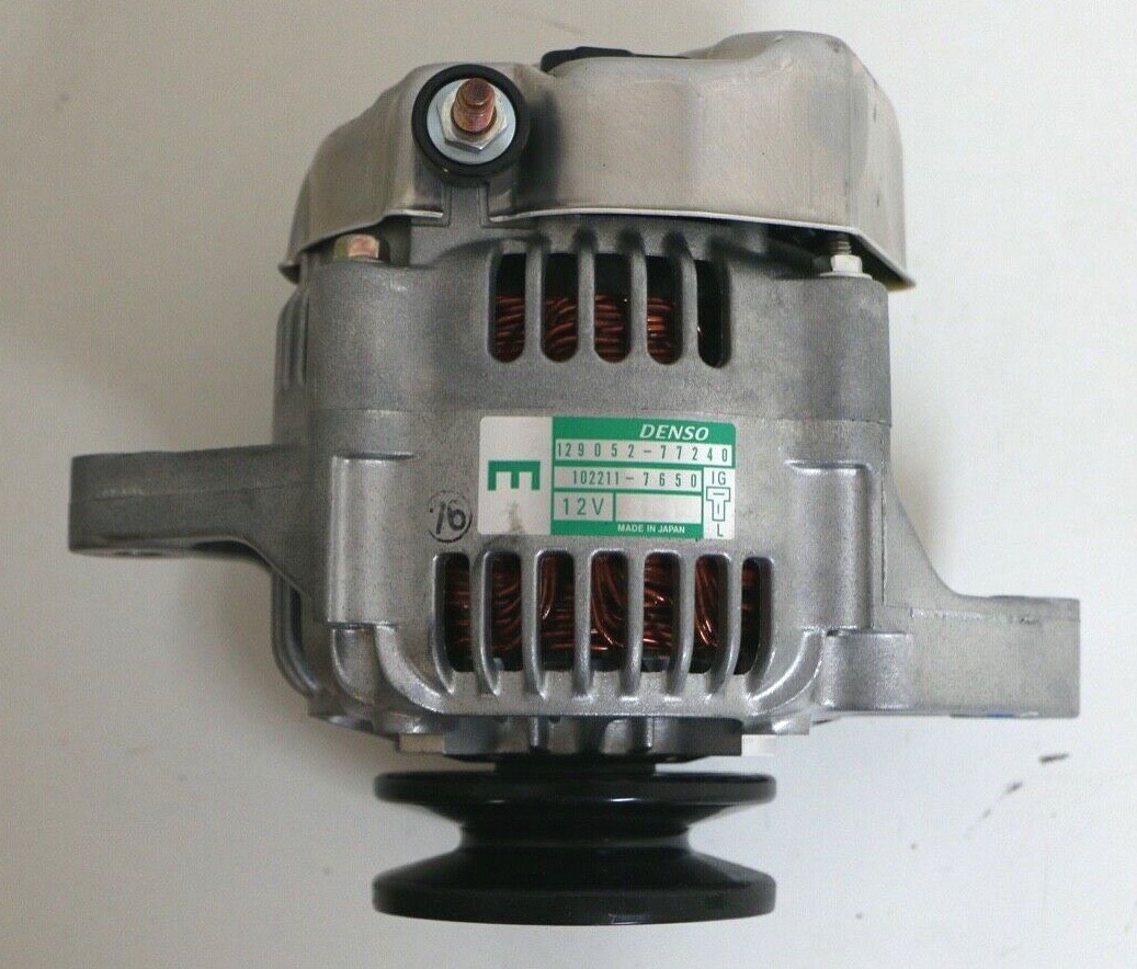 OEM Yanmar Denso 12V Alternator 129052-77240 / 10221-7650