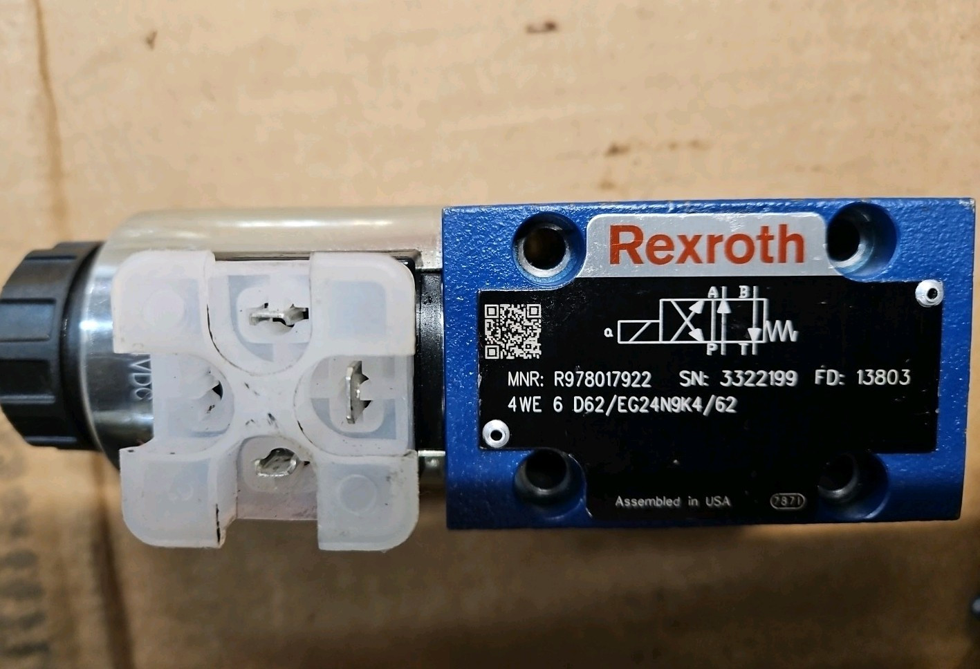Rexroth 4WE 6 D62/EG24N9K4 Directional Control Valve R978017922 Solenoid Valve