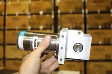 Saint-Gobain Crystal Bicron Scintillation Detector 2X2HSW.375/2-X  picture