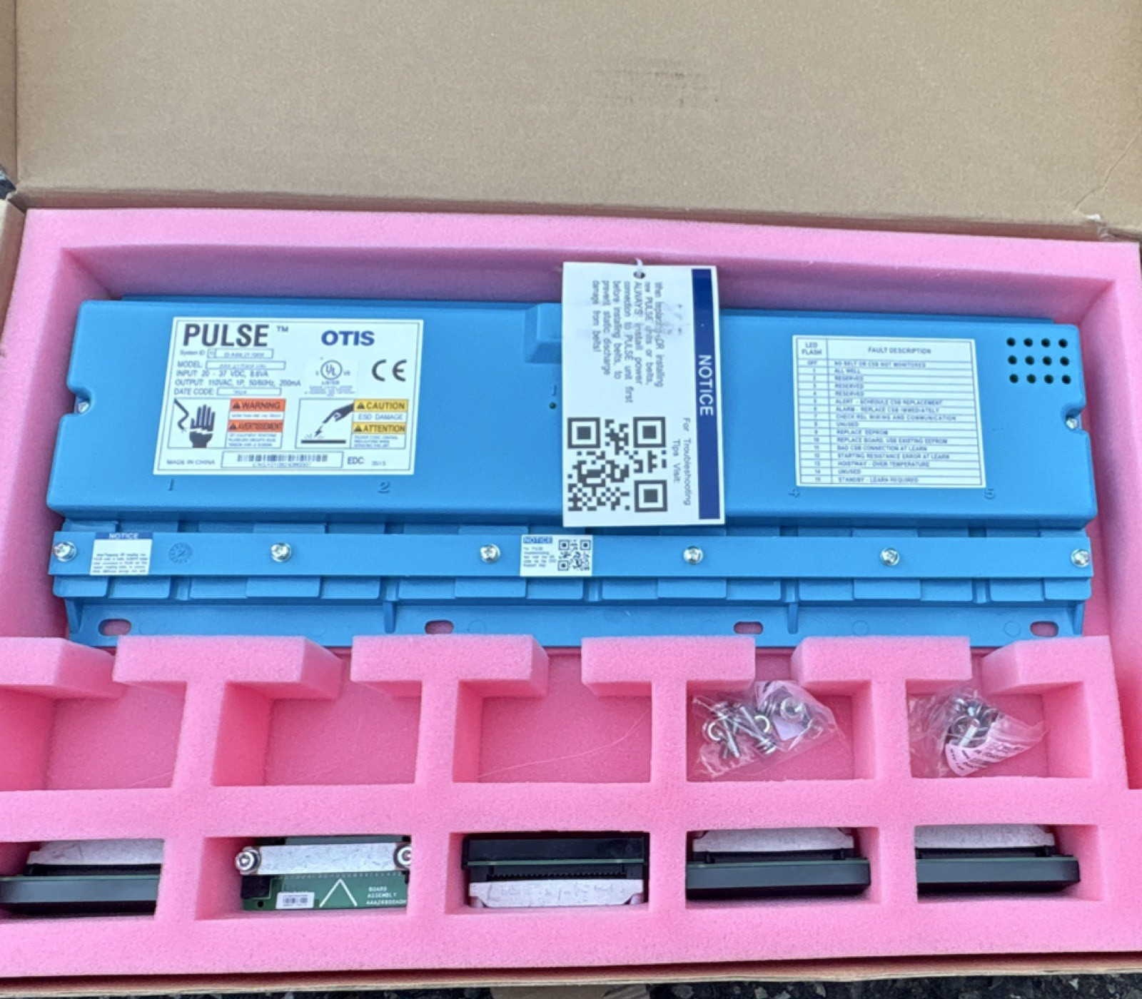 Otis Pulse PLC Processor Module Industrial Automation Blue Otis Pulse PLC Processor Module Industrial Automation Blue