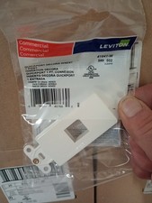  Leviton 41641-W QuickPort Decora Insert 1-Port White picture