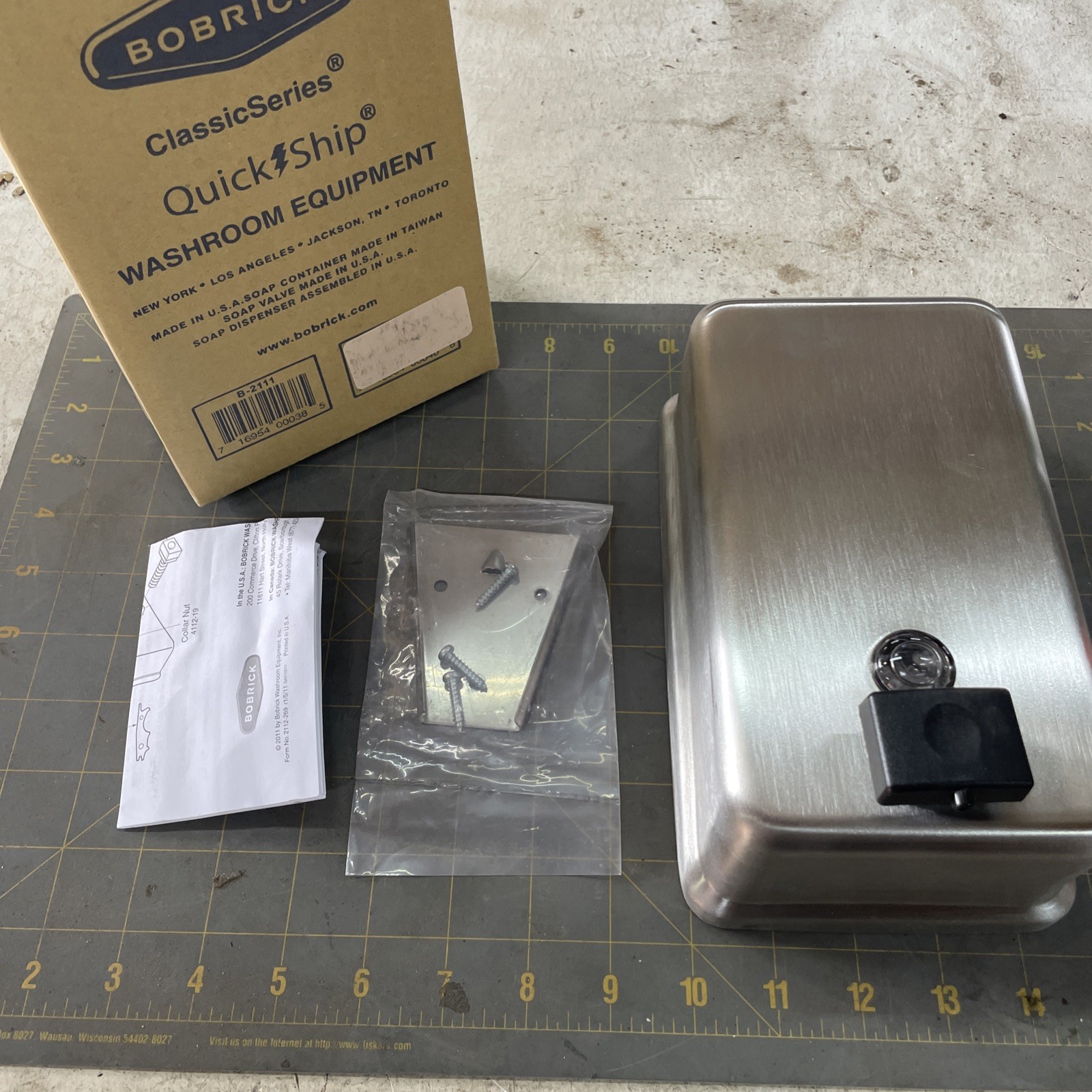 Bobrick Classic Series B-2111 40fl.oz Surface-Mounted Soap Dispenser. New