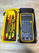 Fluke 117 True RMS Multimeter w/ Leads and 3D Printed Protective Case picture