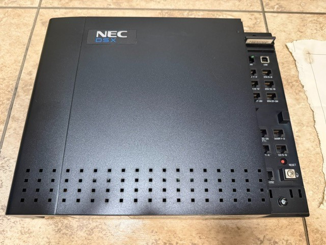 NEC  DSX-40 1090001 Phone System Main Cabinet DX7NA-40MBU-A1 With 8Hr DSX Mail