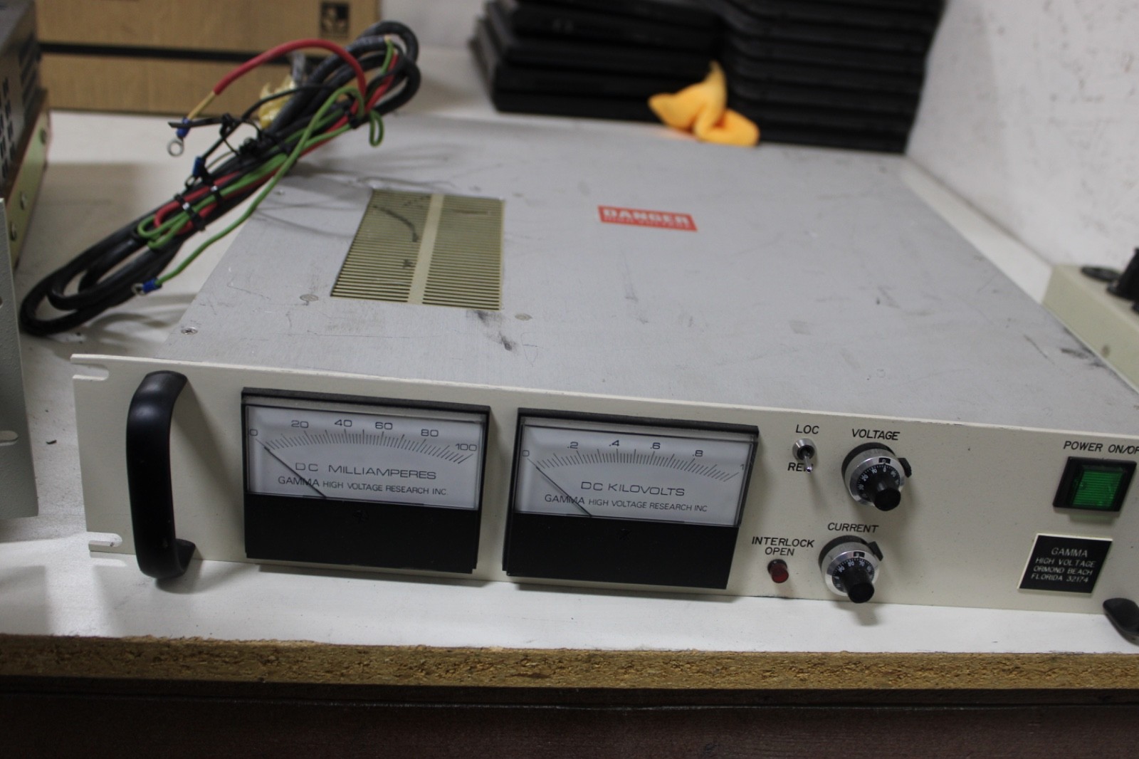 GAMMA HIGH VOLTAGE RESEARCH HV POWER SUPPLY TR1-100R/M484D