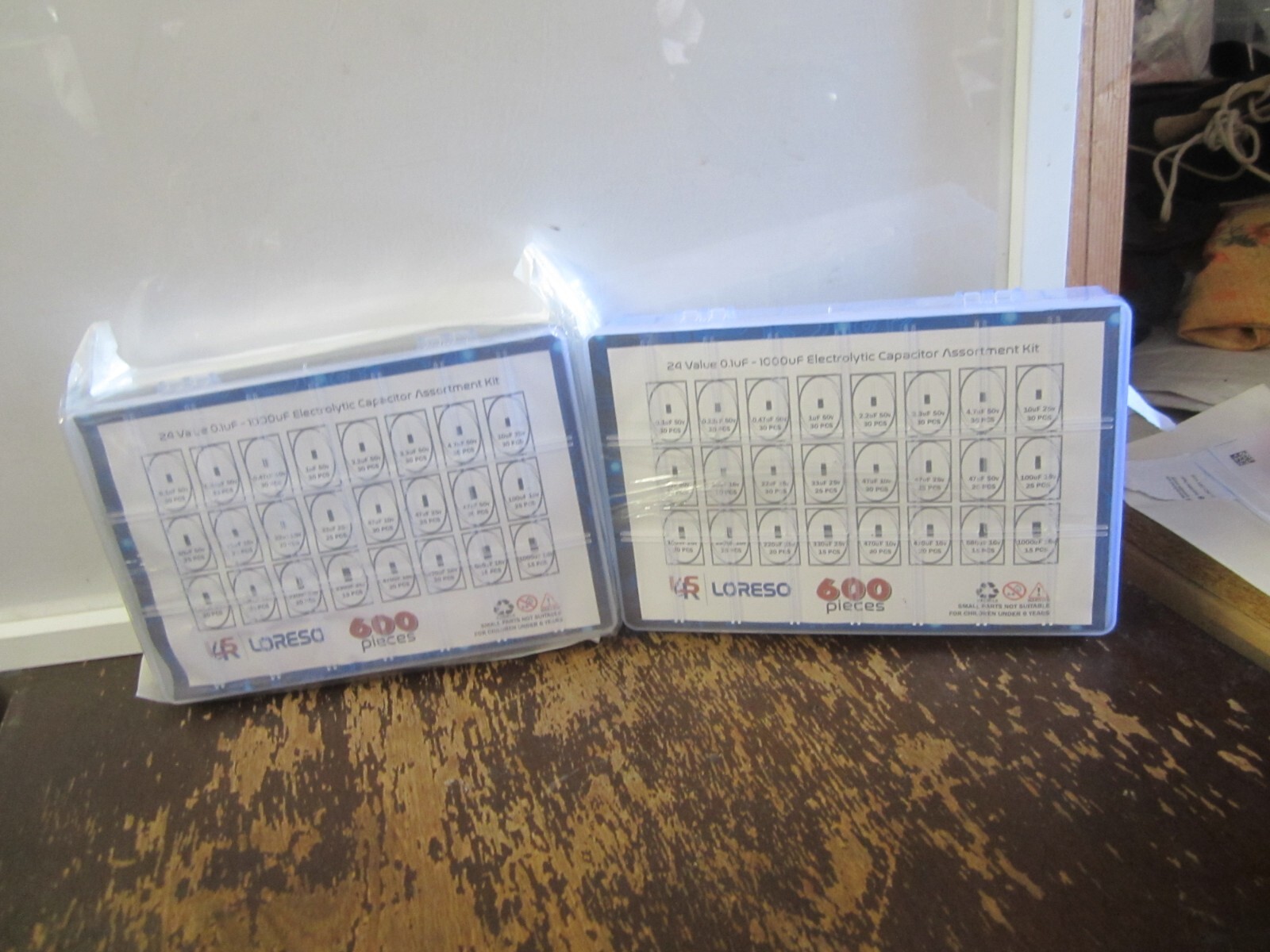 (2) Electrolytic Capacitors  Pack 600 Pcs Assortment Kit Box - 600 Piece