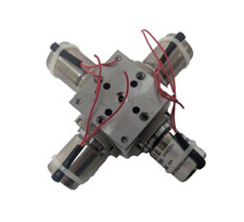 Parker 018-0186-900 Series 18 Miniature Multichannel Inert PTFE Manifold Valve picture