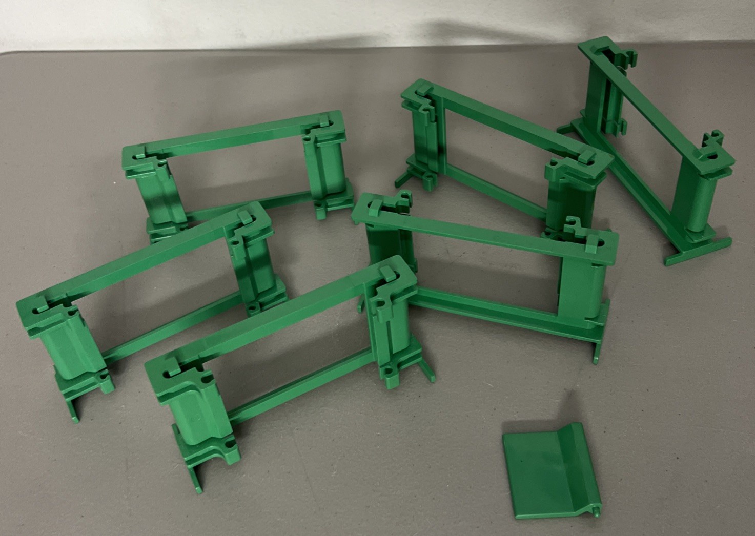 Lot 6 Bio-Rad  Mini-PROTEAN® Casting Frame- Missing Parts