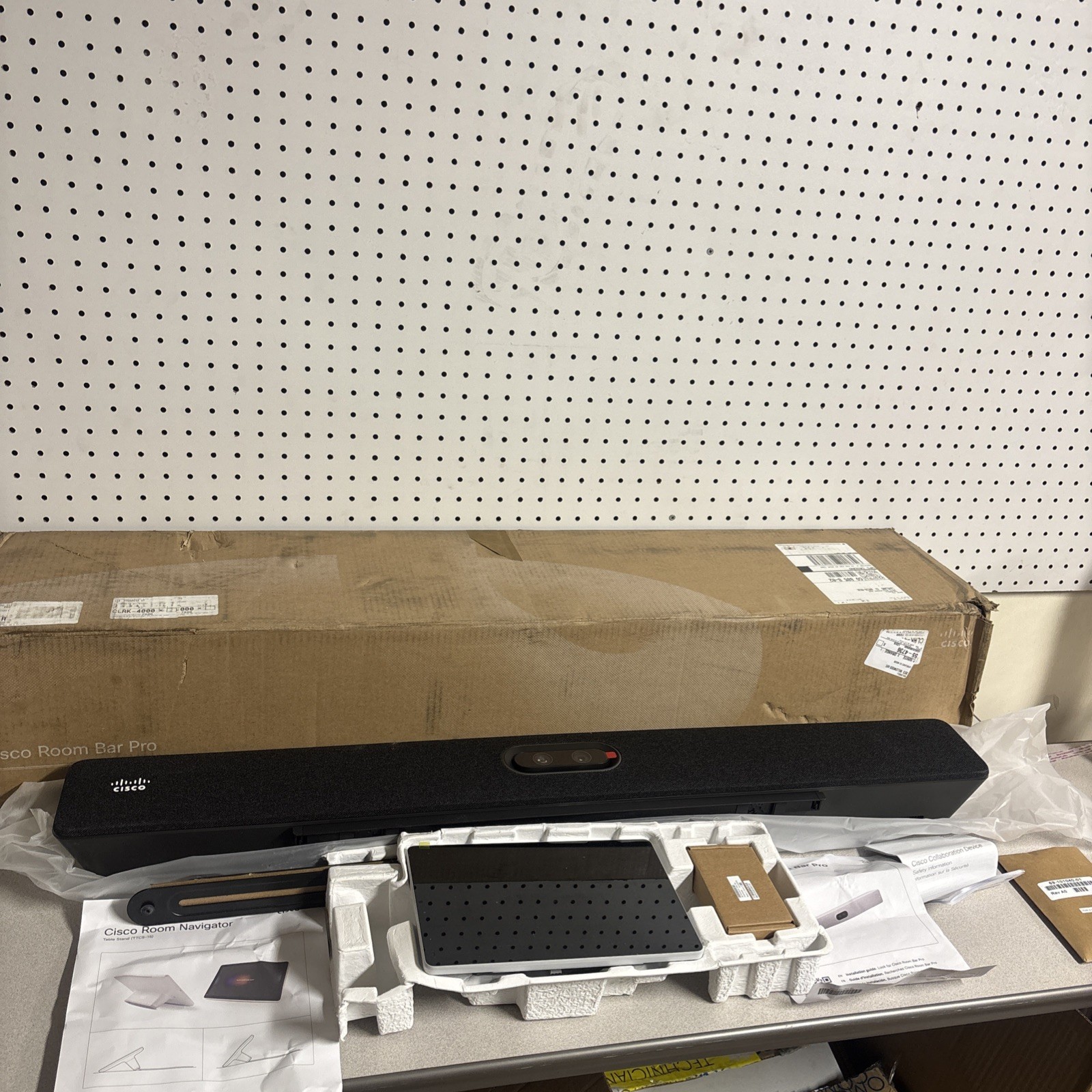 Cisco Webex CS-BARPRO-K9 New, open box. TTC4-01 CS-BARPRO-C-K9 Charcoal