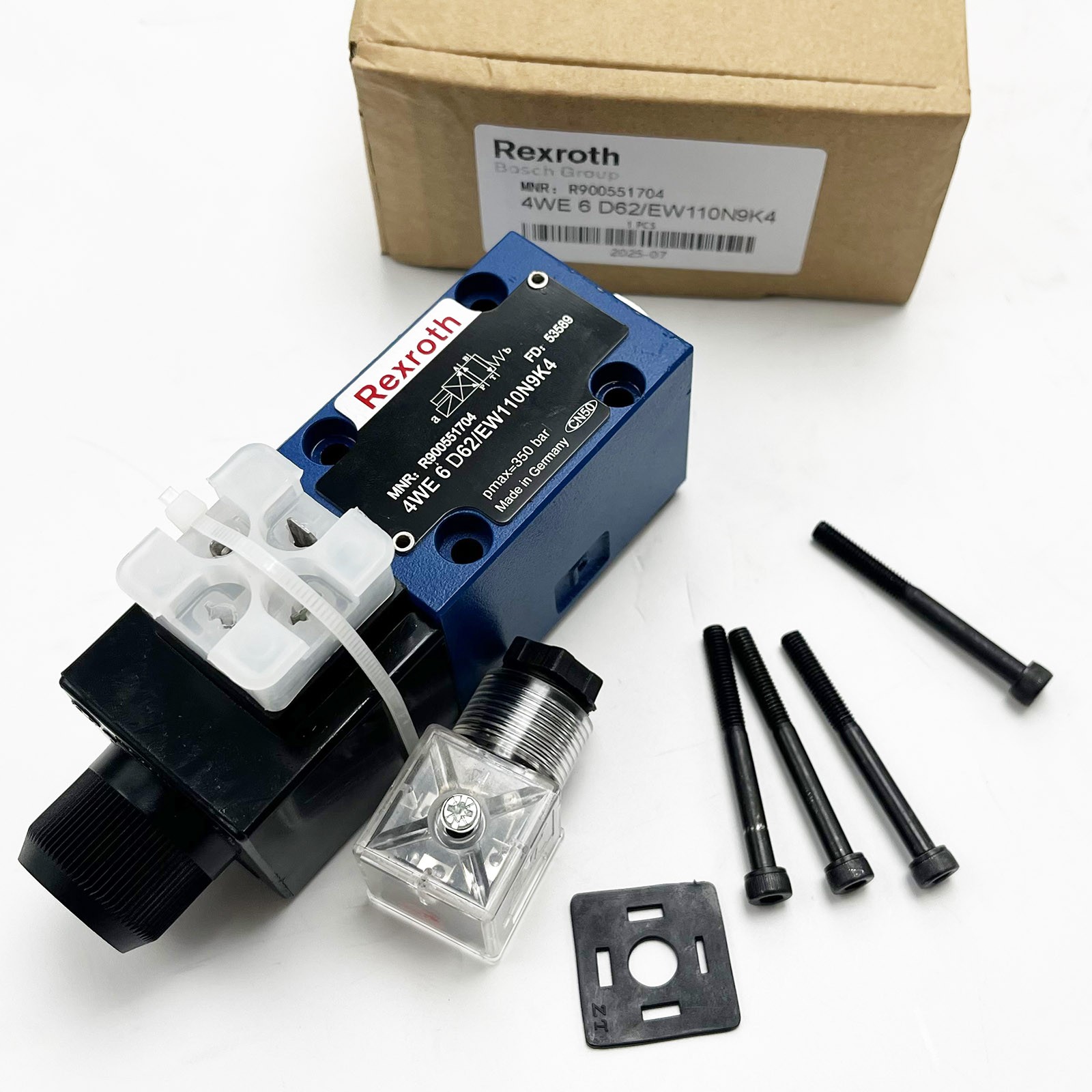 New R900551704 VALVE for REXROTH 4WE 6 D62/EW110N9K4 4WE6D62/EW110N9K4