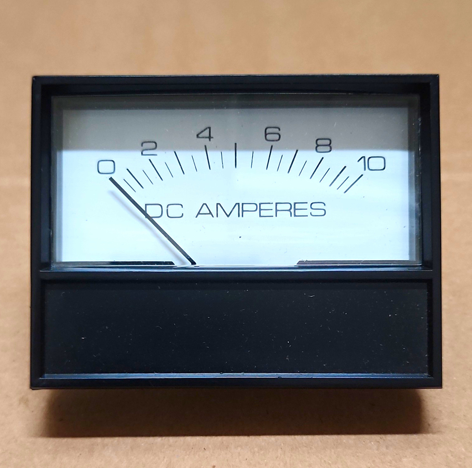 Prime DC Amperes Analog Panel Meter Ammeter Gauge 0-10A Model/MPN DC AMPERES