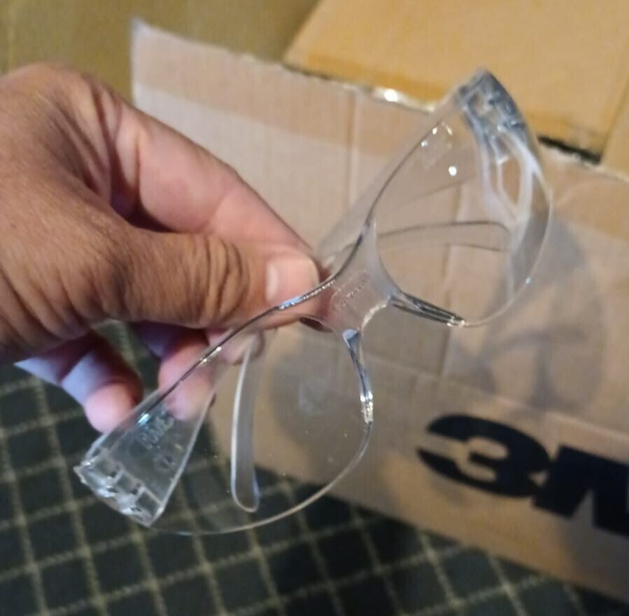 3M 11329  Virtua Safety Glasses ( 100 Pack)