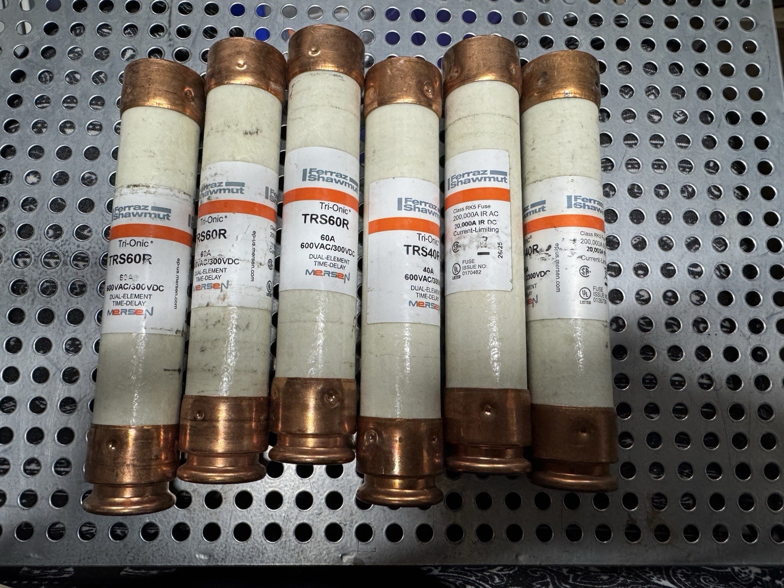 Lot of 6 - TRS60R & TRS40R Ferraz Shawmut Fuses (3 Each)