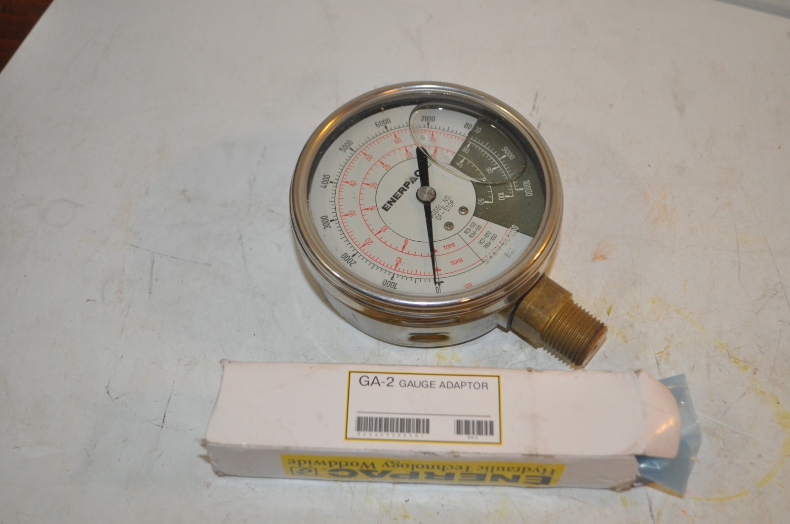 Enerpac GF510P, Hydraulic Pressure Gauge W/GA2