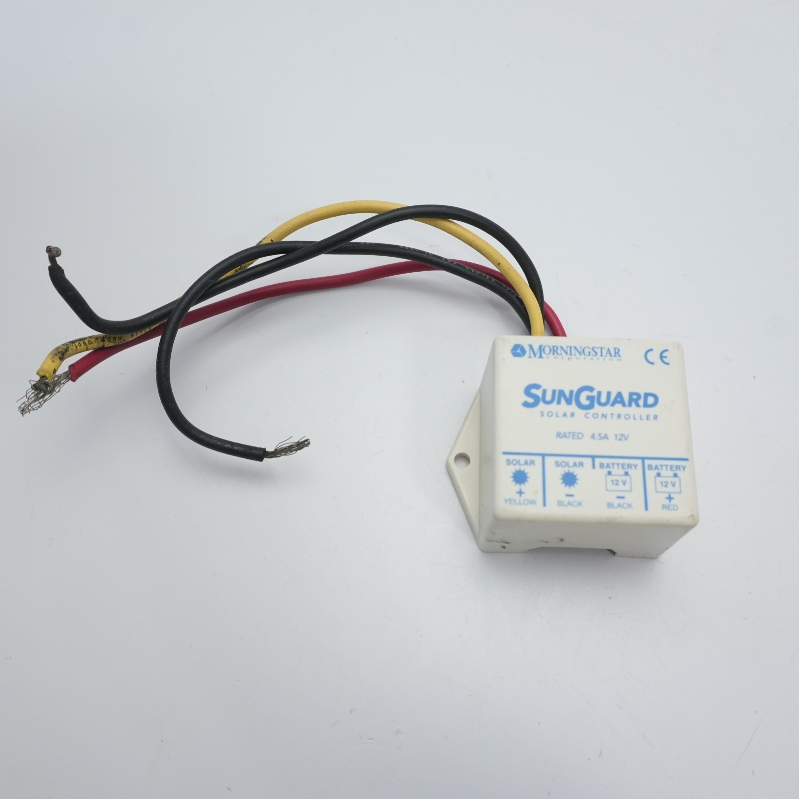 MORNING STAR SUNGUARD 4.5A PWM SOLAR CHARGE CONTROLLER SG-4 OUTDOOR RATED