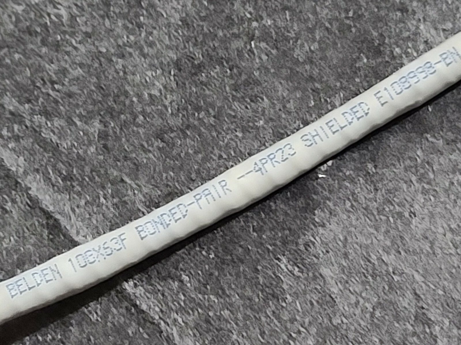Belden 10GX63F 23/4P Bonded Pair F/UTP 625MHz Cat6A Cable 10GX CMP Gray /50ft Belden 10GX63F 23/4P Bonded Pair F/UTP 625MHz Cat6A Cable 10GX CMP Gray /50ft