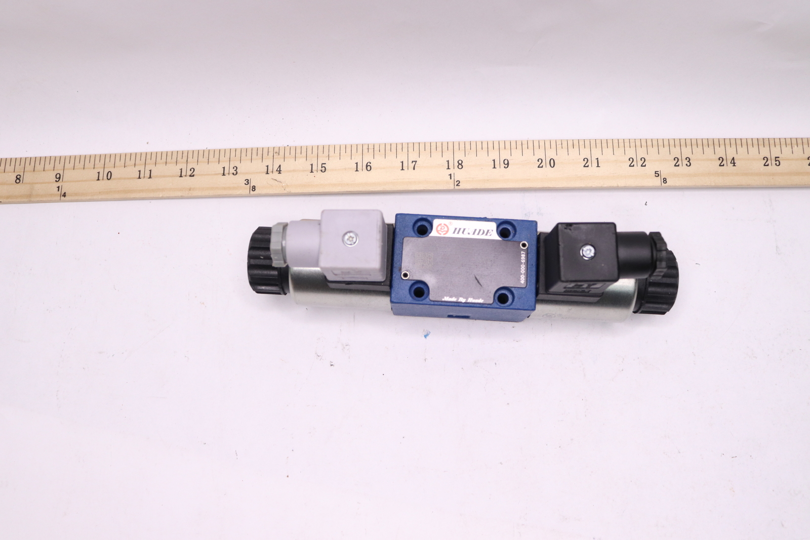 Huade Spool Valve 110 V AC 4WE6E61B/CG12N974