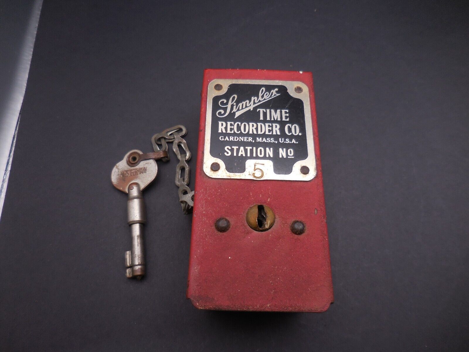 VINTAGE SIMPLEX TIME RECORDER CO. STATION LOCK BOX WITH WATCHMANS KEY