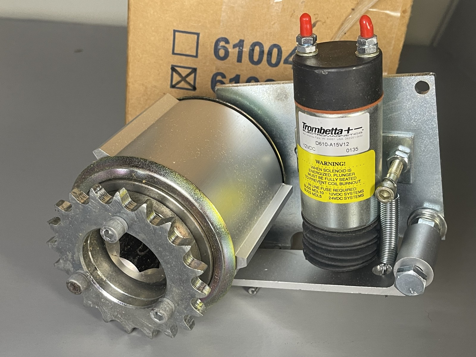 AGCO White 6100409 Planter Clutch Assembly 12V Solenoid D610-A15V12 NOS
