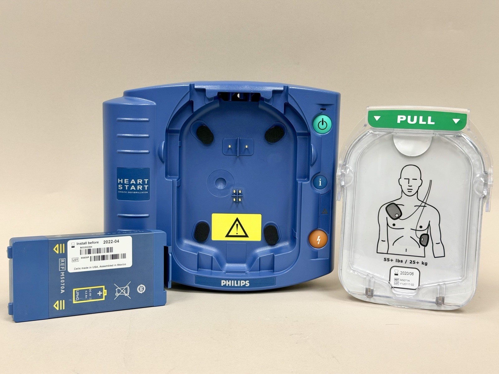 Philips HeartStart HS1 With Pads And Battery