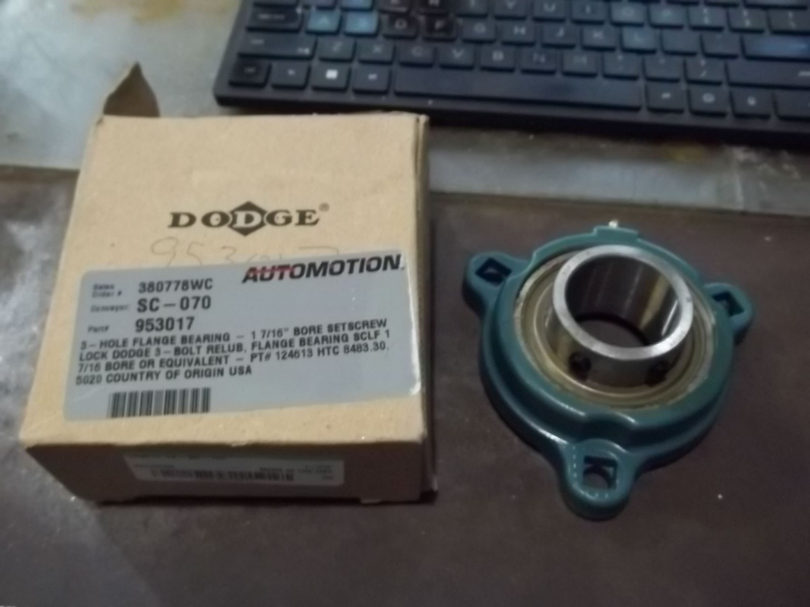 NIB DODGE 124613 126759 3-HOLE FLANGE BEARING 1-7/16