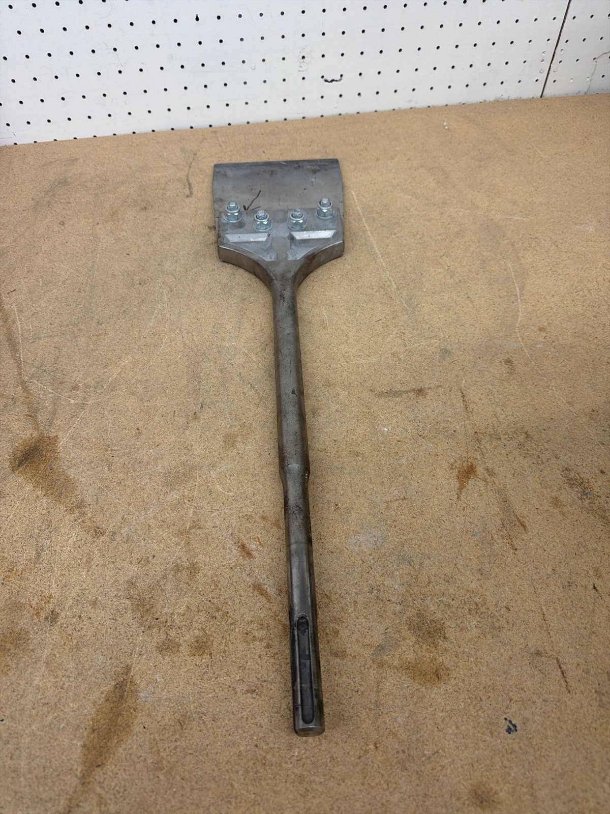Milwaukee 6 in. SLEDGE SDS-MAX Floor DAMAGED Scraper