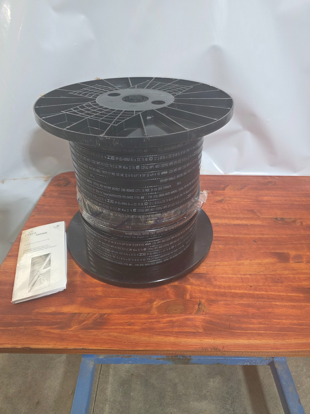 NEW Raychem/Nvent Thermal Heating Heat trace Cable, Black 10BTV1-CT 500'