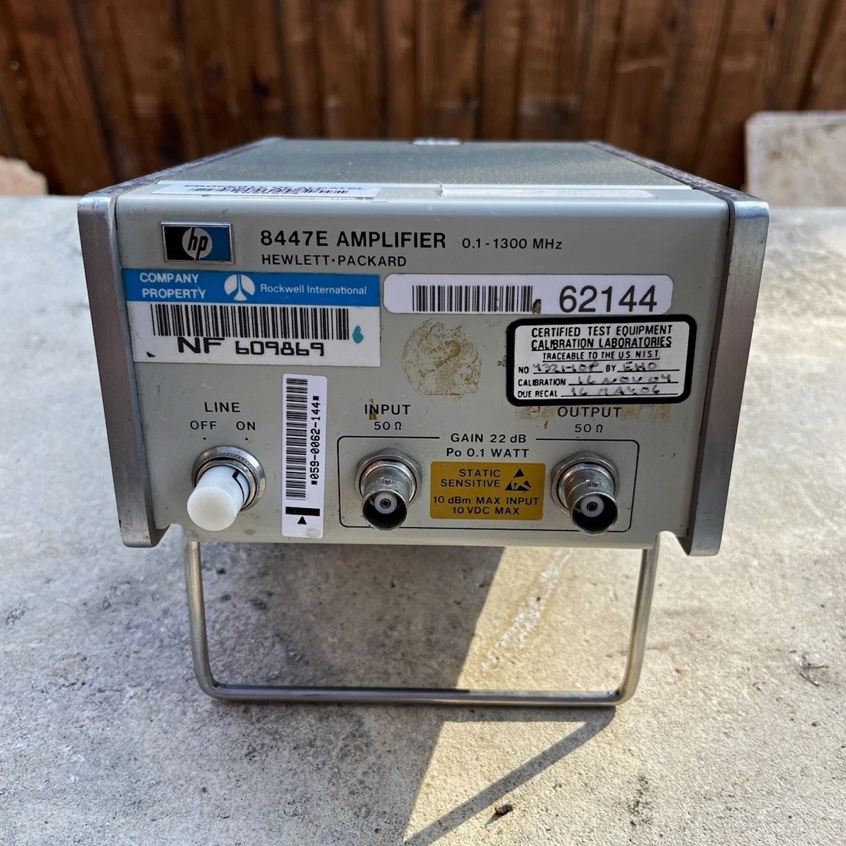 Hewlett-Packard 8447E Amplifier 0.1-1300 MHz 22 dB Gain 0.1 W 8.5 dB