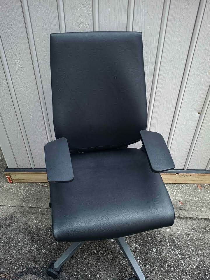 Steelcase Gesture Office Chair