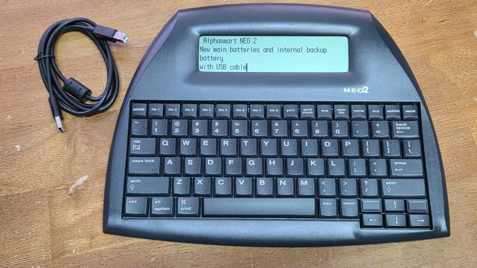 AlphaSmart Neo2 Keyboard Portable Word Processor w/ USB Cable & New Batteries AlphaSmart Neo2 Keyboard Portable Word Processor w/ USB Cable & New Batteries
