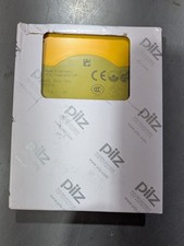 PILZ 750104 PNOZ s4 Safety Relay Brand New **Ships Same Day** picture