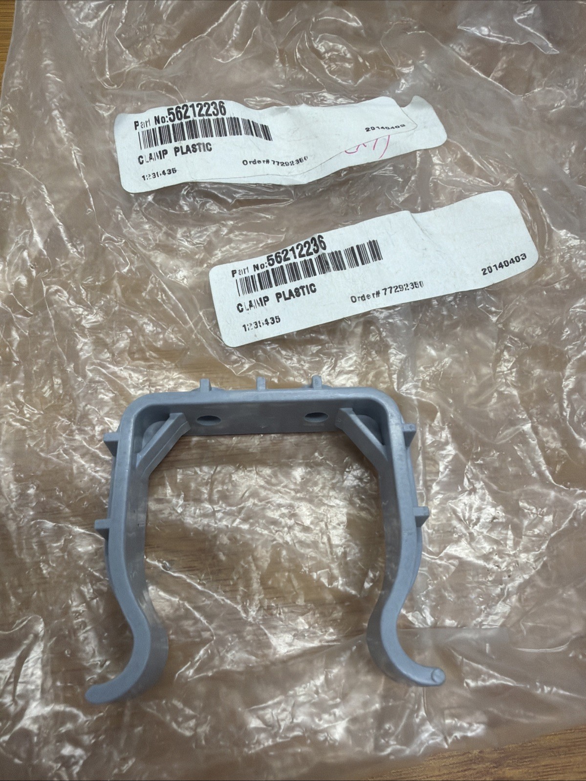 🔥NEW OEM Nilfisk Advance 56212236 Plastic Clamp Floor Scrubber Cleaner