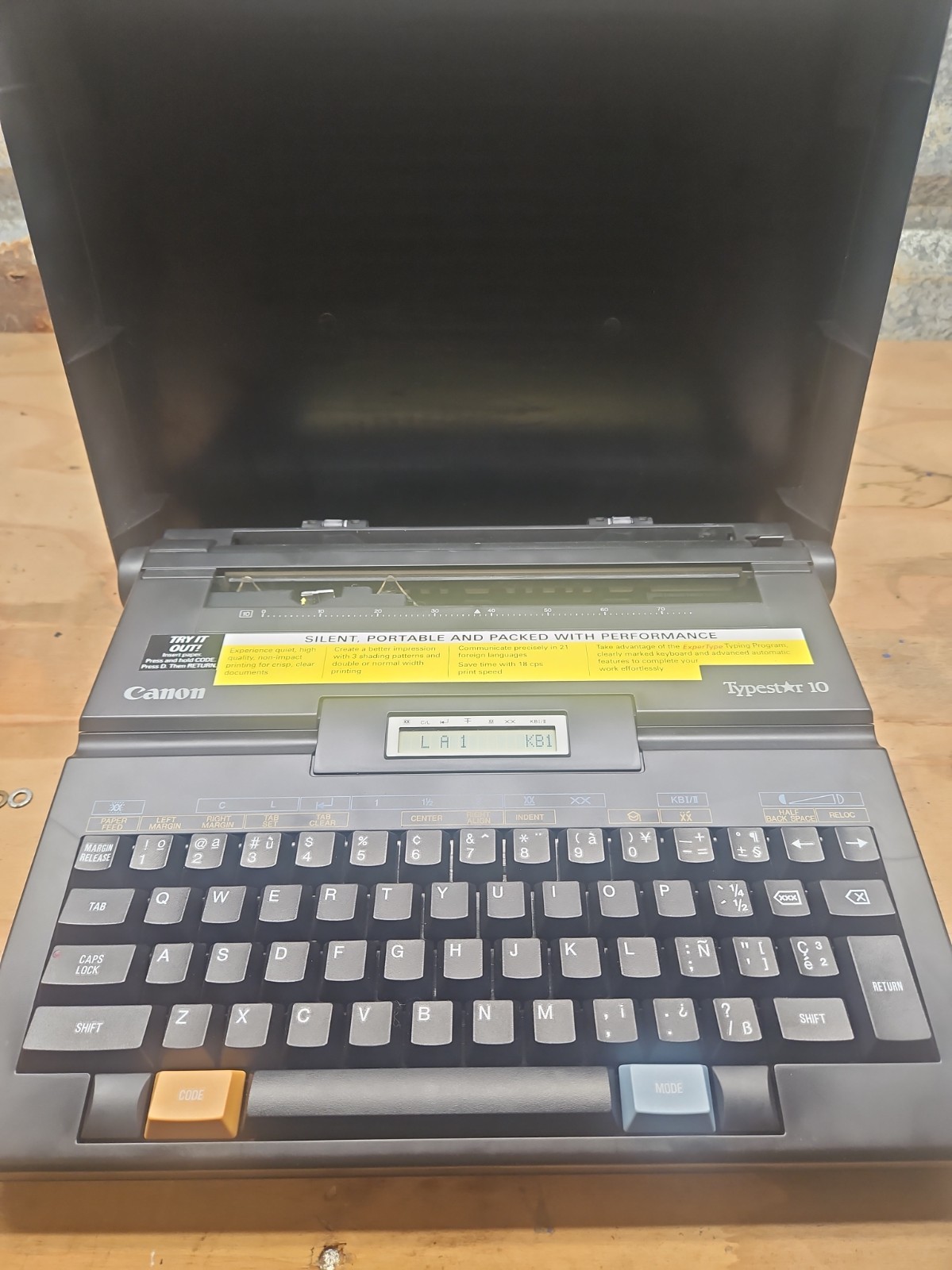 Canon Typestar 10-II Portable Electronic Typewriter Battery Powered