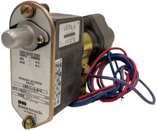 NEW BARKSDALE C9612-3-H-C PRESSURE ACTUATED SWITCH 325-3000PSI 7000PSI C96123HC picture