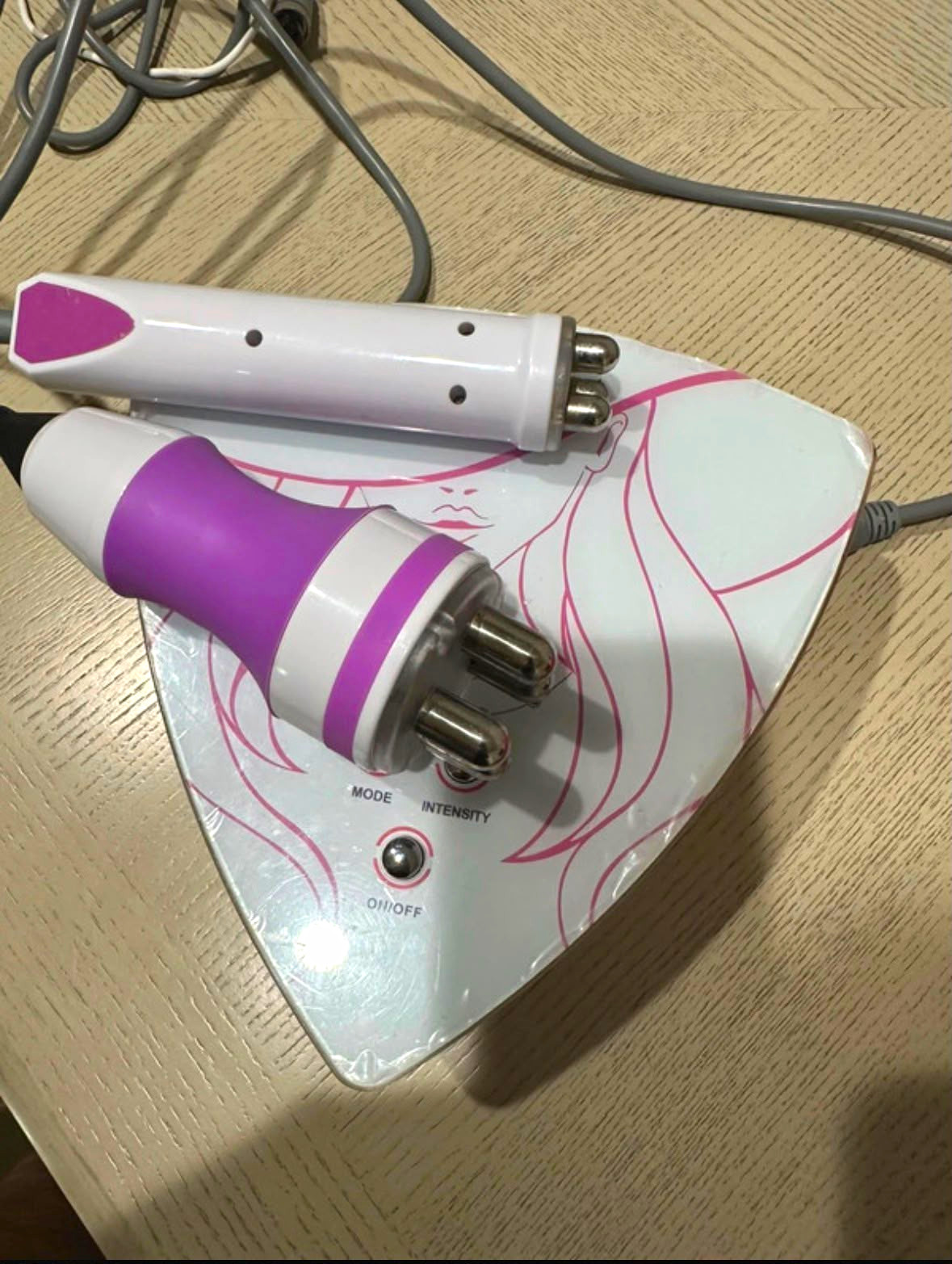 3D RF Radio Frequency Skin Tightening Wrinkle Reducing Machine, 2 Handpieces