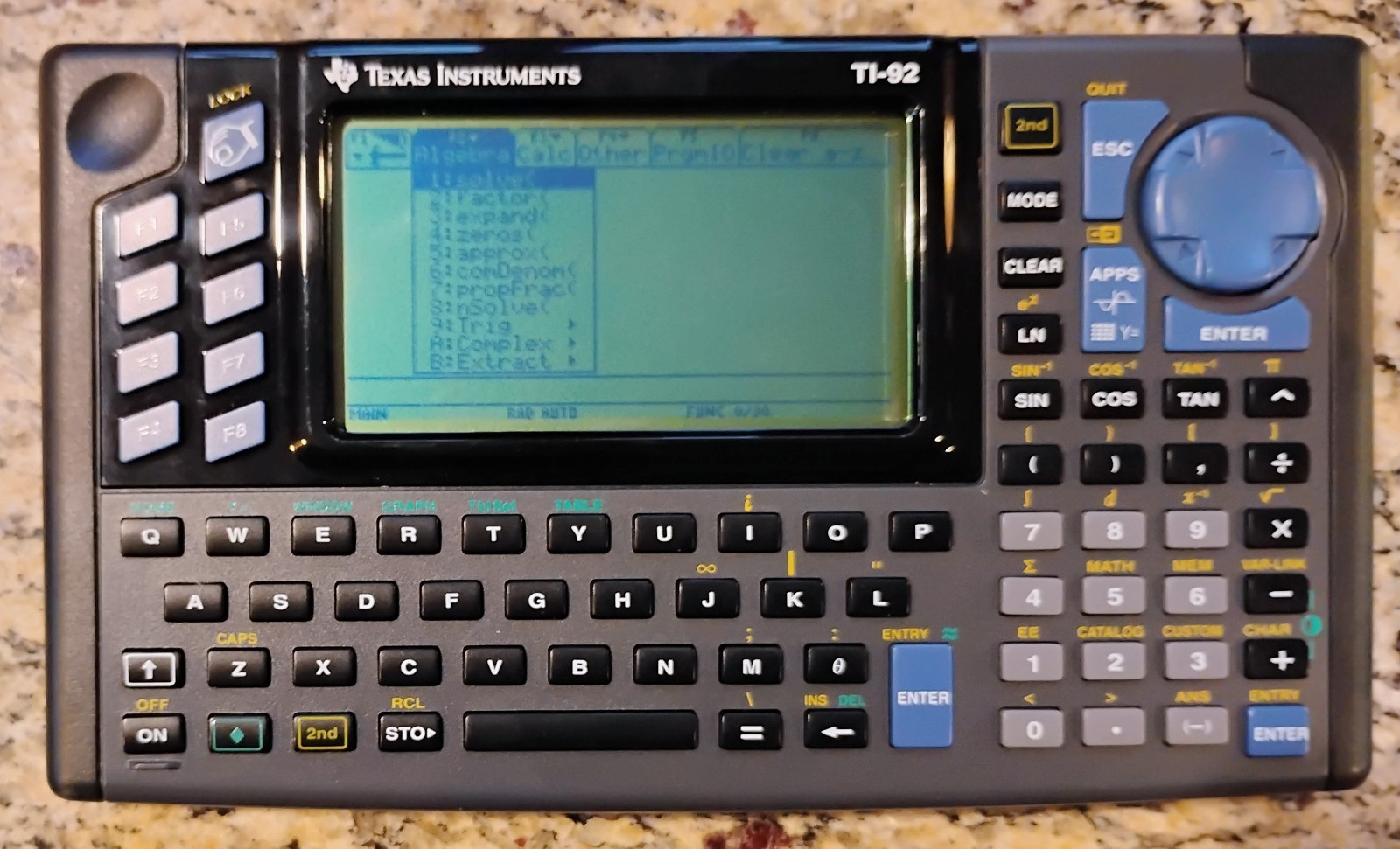 Texas Instruments TI-92 Graphing Calculator w/ Cover Case. Tested Working 