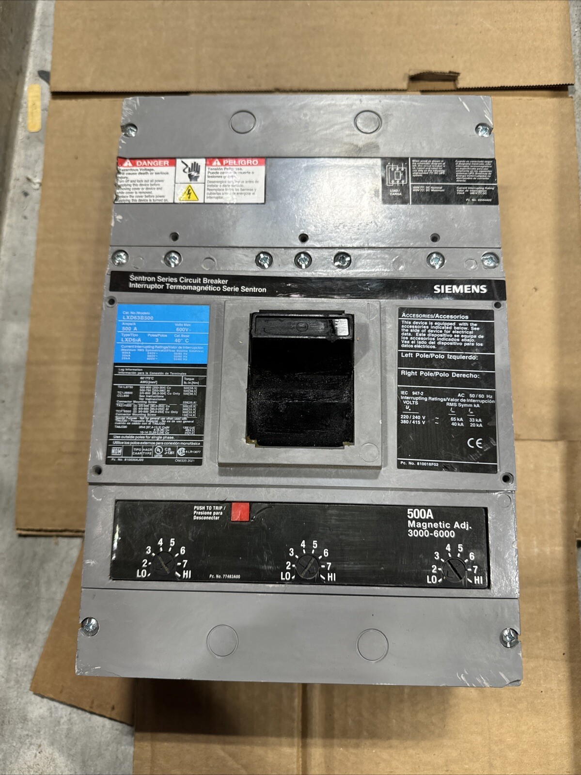 LXD63B500 - Siemens Bolt-On 600V 500A 3 pole circuit breaker