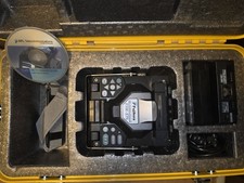 Fujikura FSM-17S Optical Fiber ARC Fusion Splicer -  picture