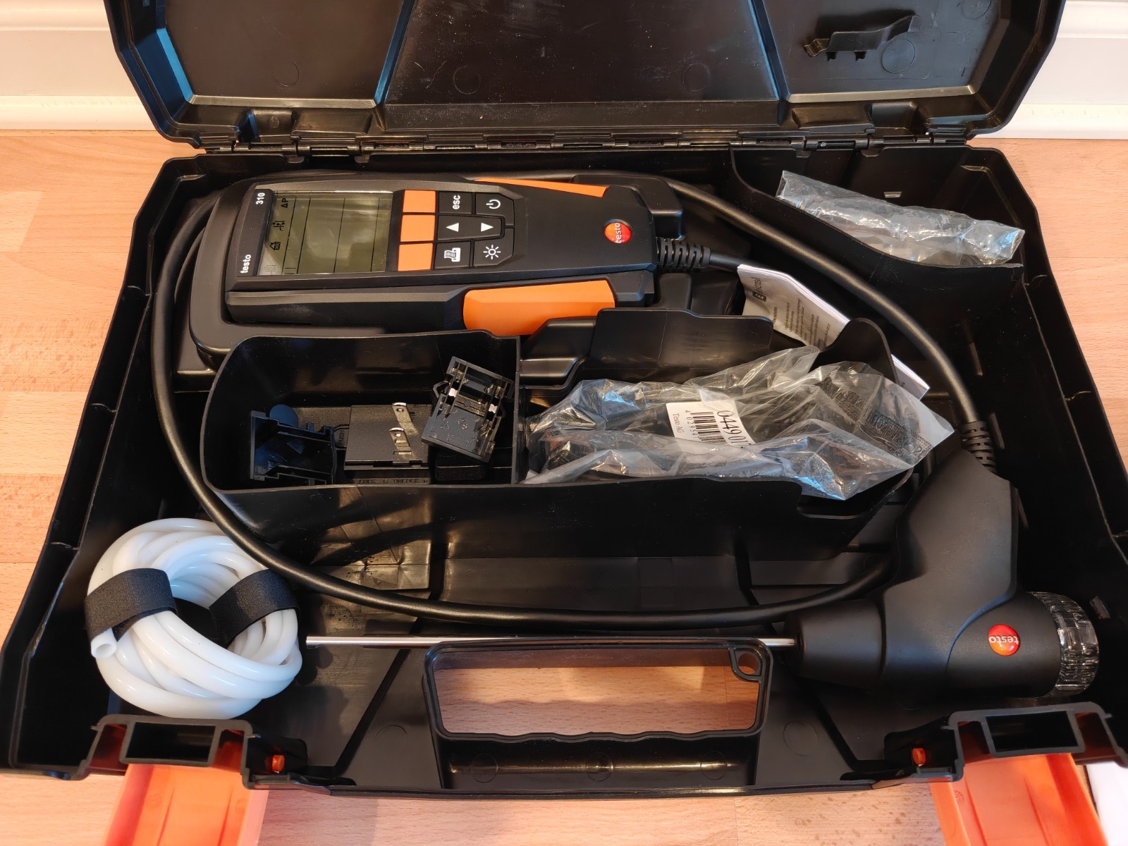 Testo 310 Residential Combustion Analyzer Kit – New, Unused –  Error E04