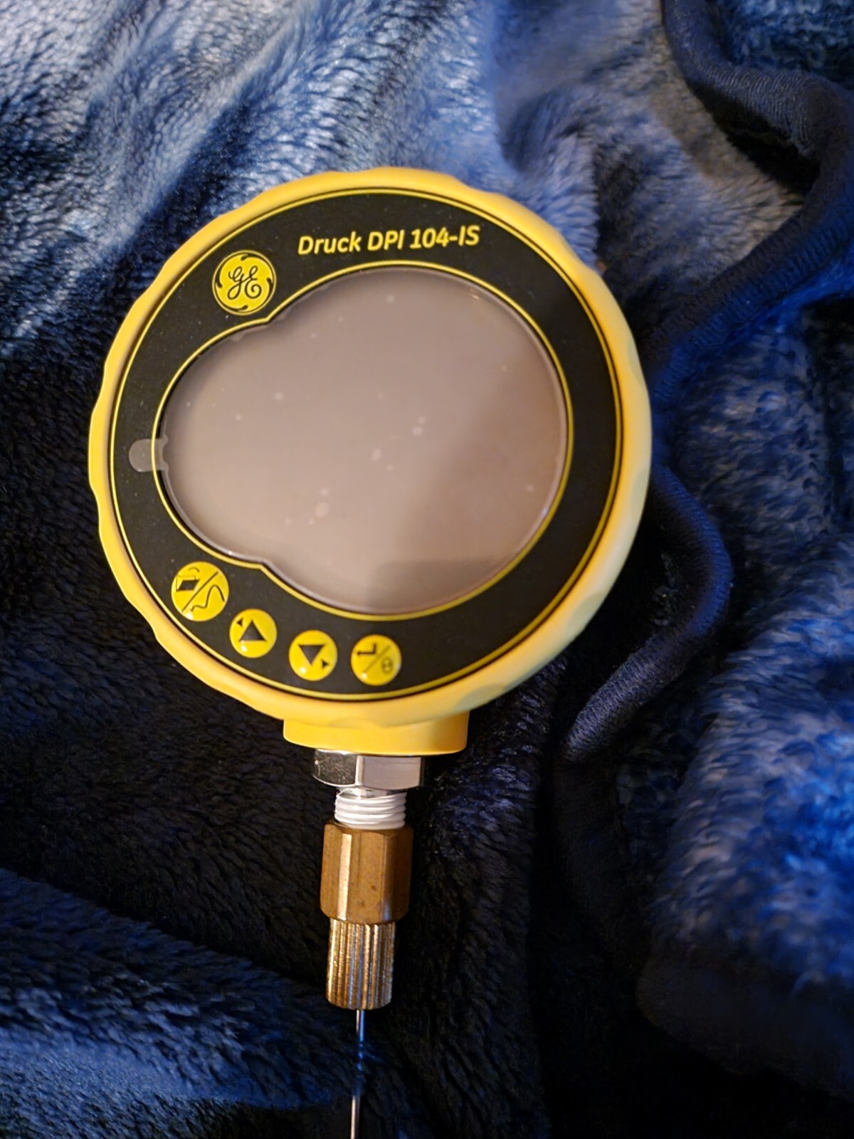 Druck DPI 104-IS 1000 psi gage lightly used comes with a Pelican case