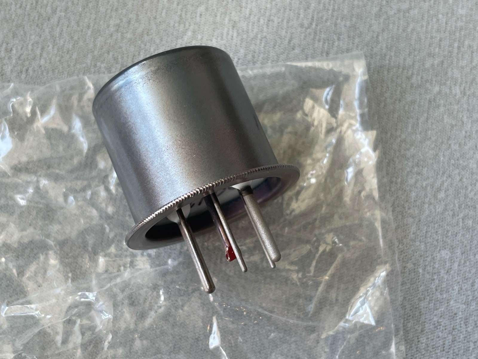 NEW AGILENT/HP 2140-0600 Flash lamp for G1321A FLD