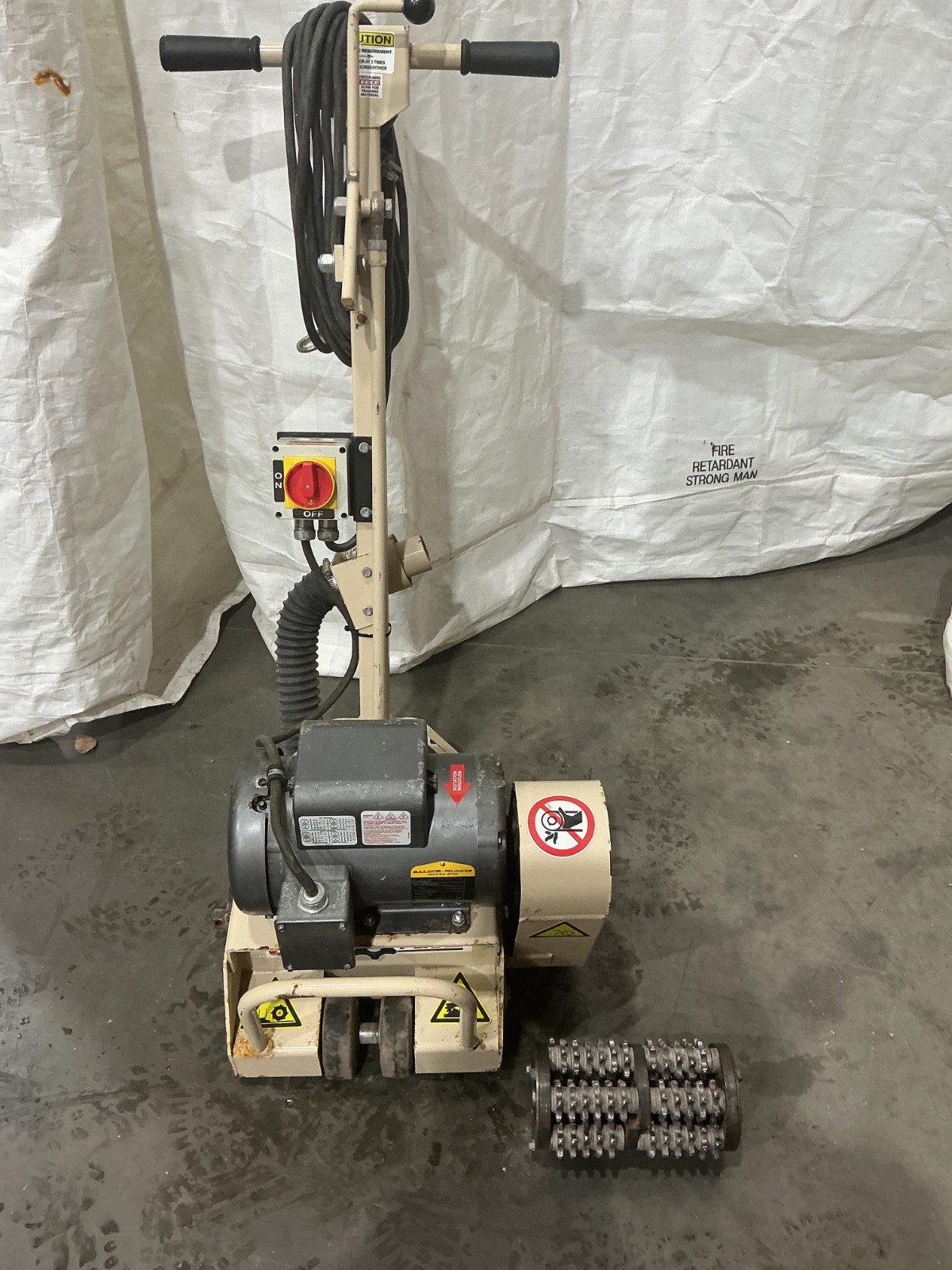 NICE  Used Edco Scarifer CPL8-1.5L Electric 8