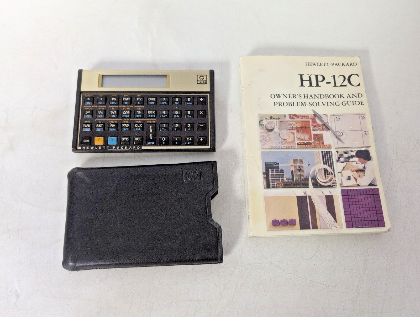 Hewlett Packard HP 12C Financial Calculator & Manual and case