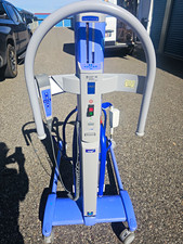 Arjo Maxi Move Electric Patient Lift Transfer Device w/ Spreader Bar picture
