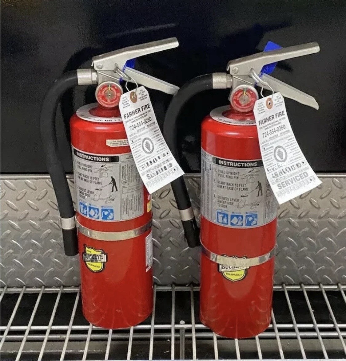 FIRE EXTINGUISHER 5lb Abc (Scratch & Dirty) Set of 2 FIRE EXTINGUISHER 5lb Abc (Scratch & Dirty) Set of 2