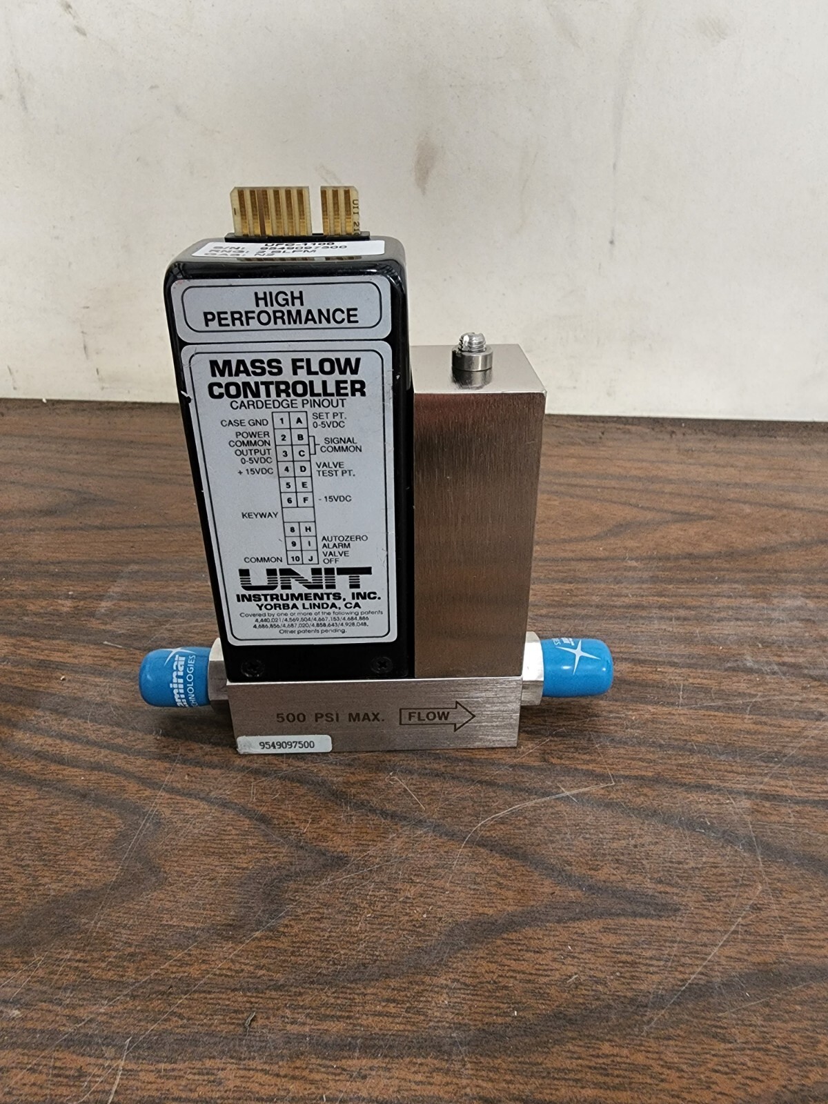 Celerity Unit Model 1100, UFC-1100 Mass Flow Controller Celerity Unit Model 1100, UFC-1100 Mass Flow Controller